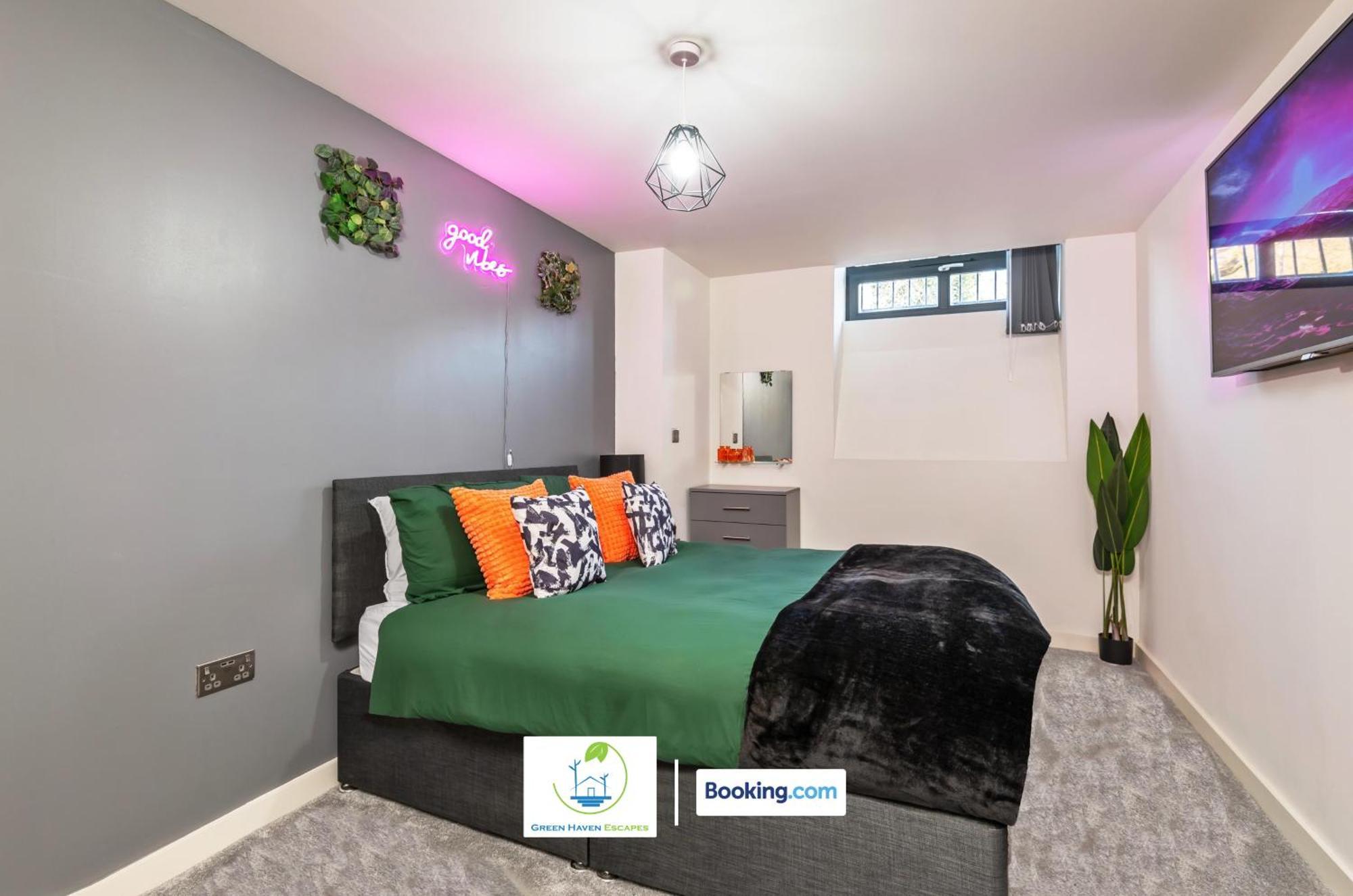 Spacious 1 Bedroom Apartment With 4K Cinema Experience By Green Haven Escapes In Bradford ブラッドフォード エクステリア 写真